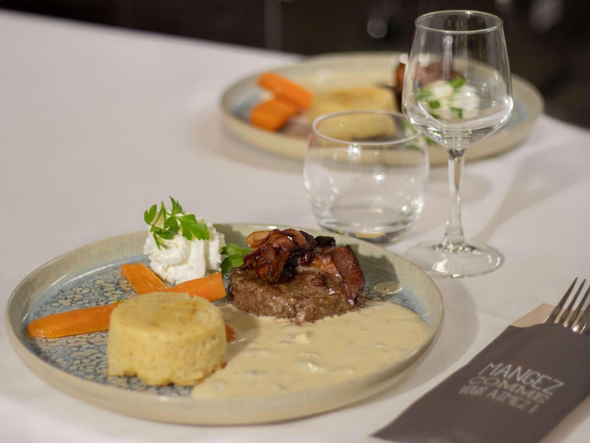 Ibis Le Puy-En-Velay Centre Hotel Екстериор снимка