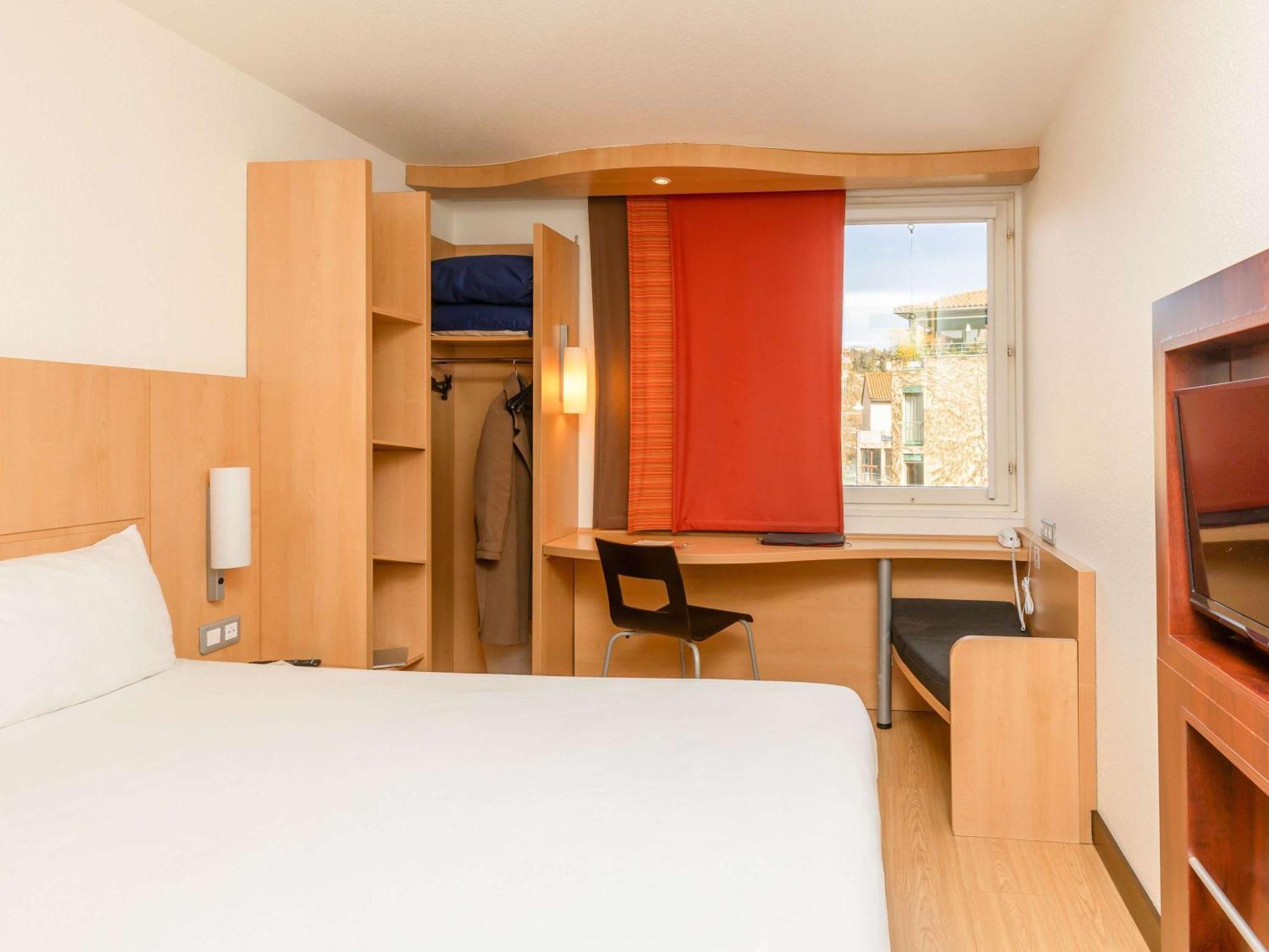 Ibis Le Puy-En-Velay Centre Hotel Екстериор снимка