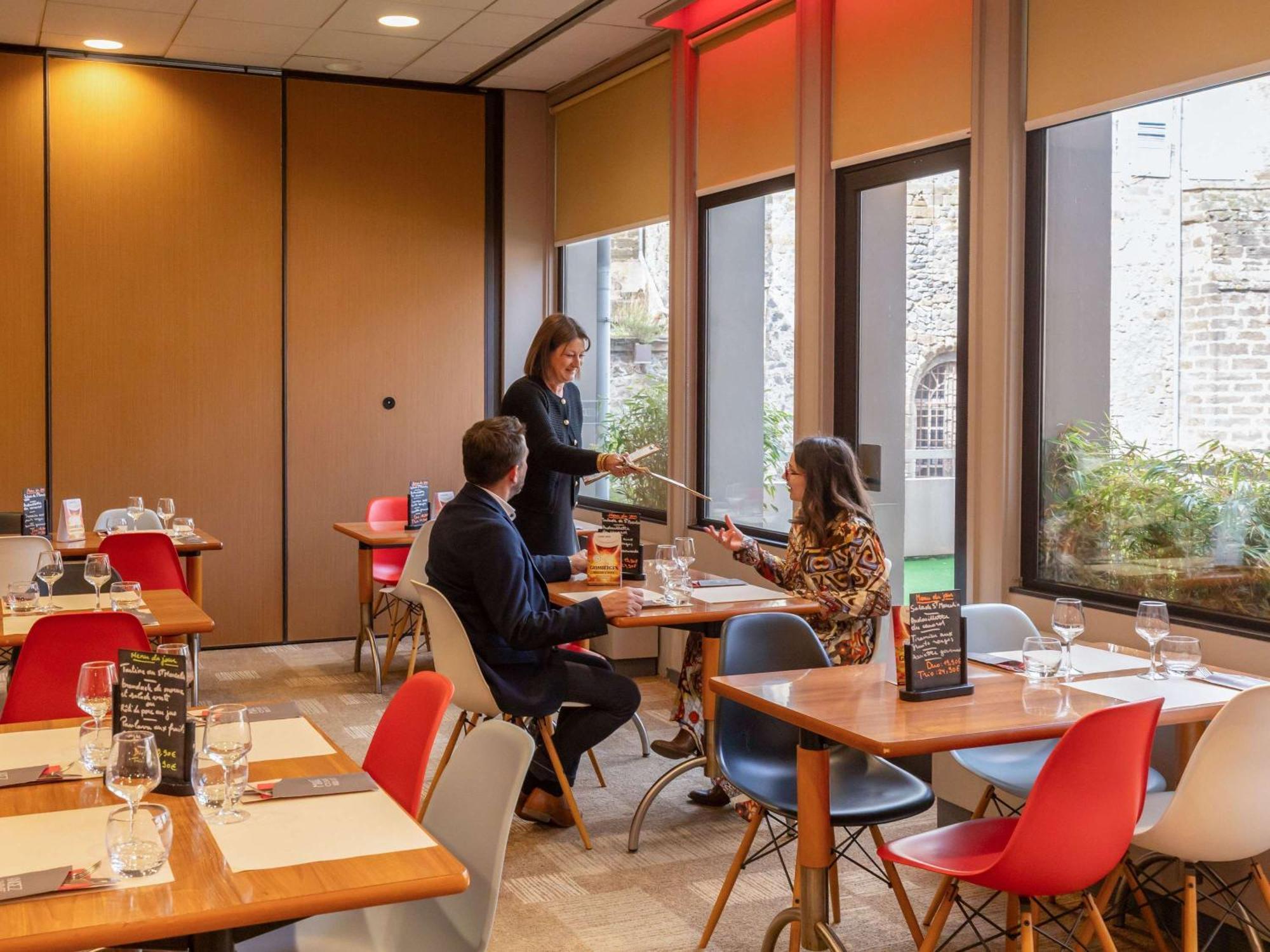 Ibis Le Puy-En-Velay Centre Hotel Екстериор снимка